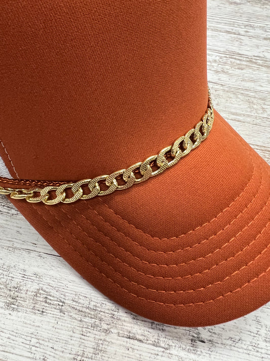 Gold Large Textured Hat Chain